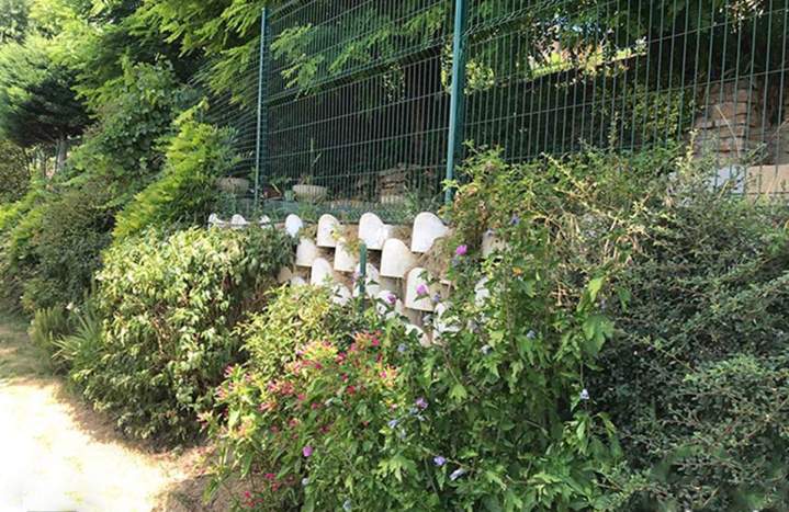 Landscaped wall work internationally